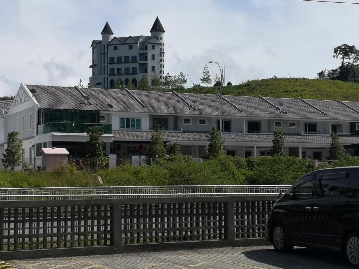 Lily Homestay Barrington Square Cameron Highlands. ブリンチャン エクステリア 写真